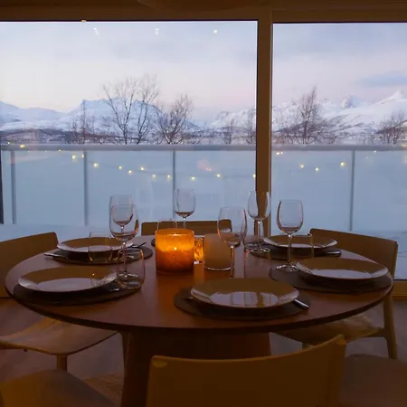 Premium With Beautiful View Apartment *